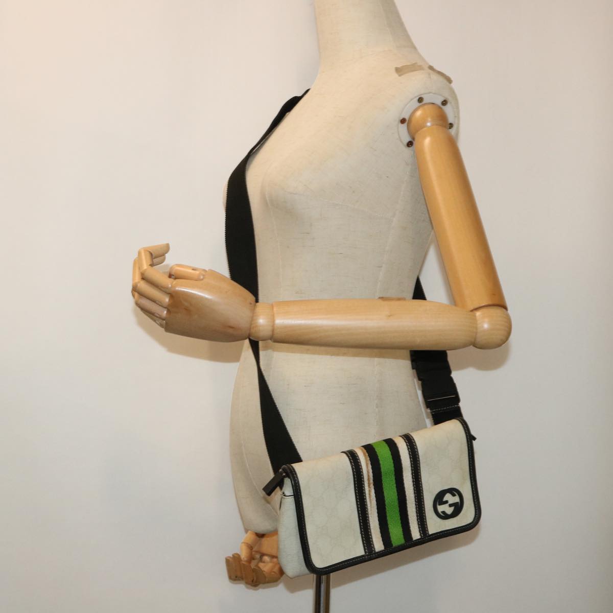 GUCCI GG Supreme Sherry Line Shoulder Bag White Green black 181064 53644