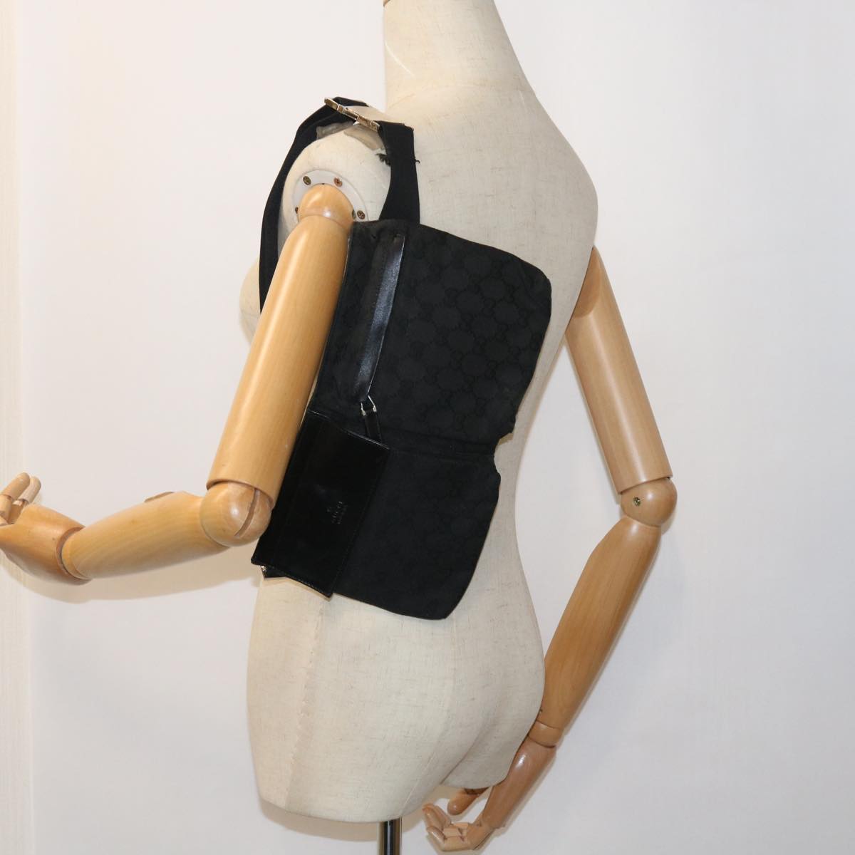 GUCCI GG Canvas Waist bag Leather Black 0181621 54701