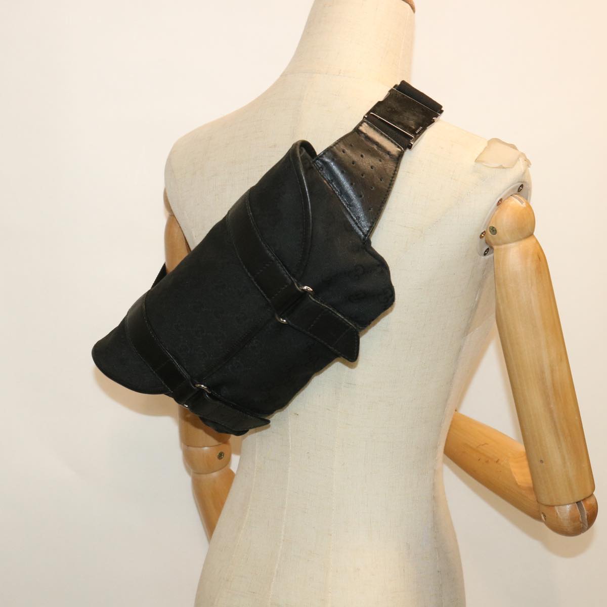 GUCCI GG Canvas Waist bag Black 145851 54731