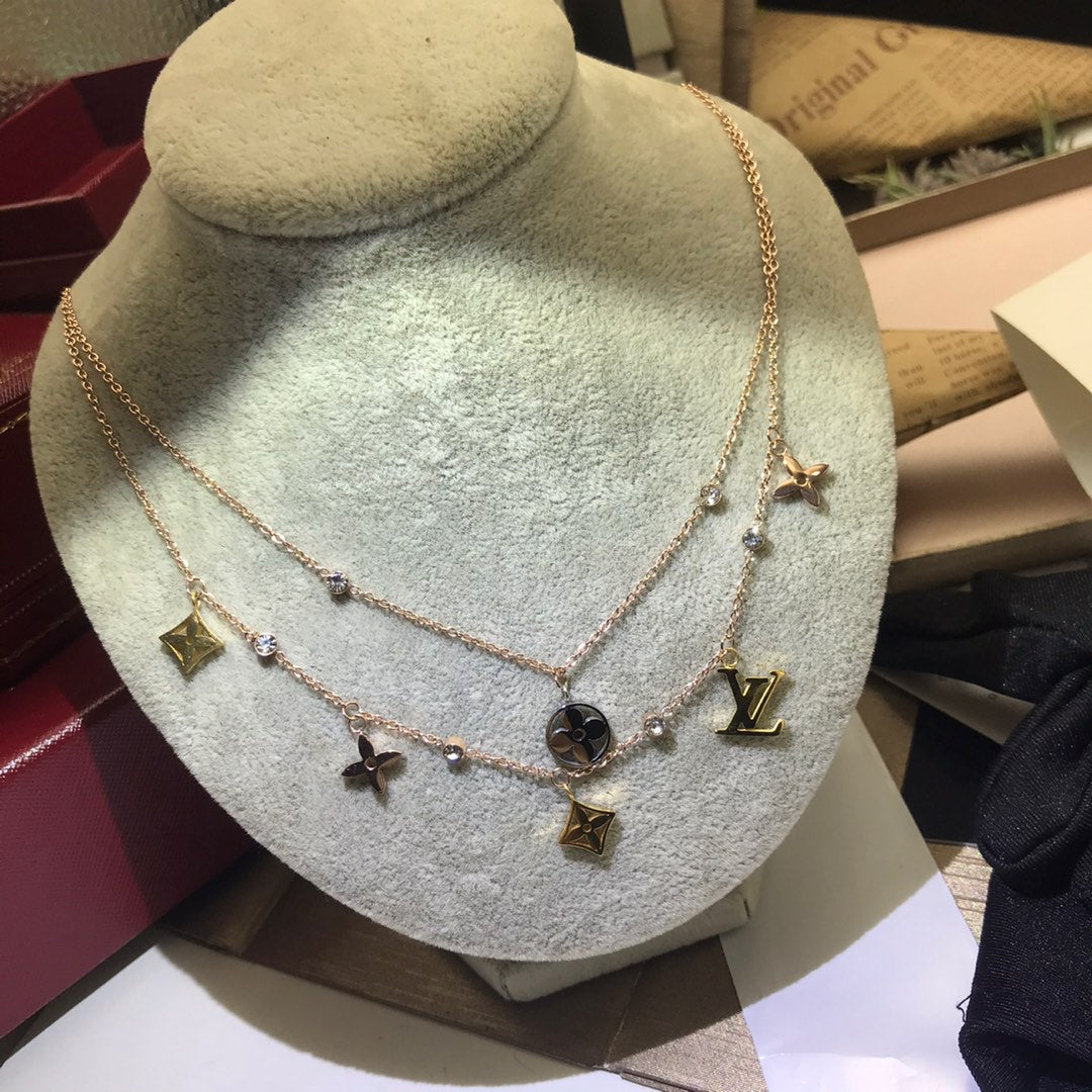 LV Necklaces 009