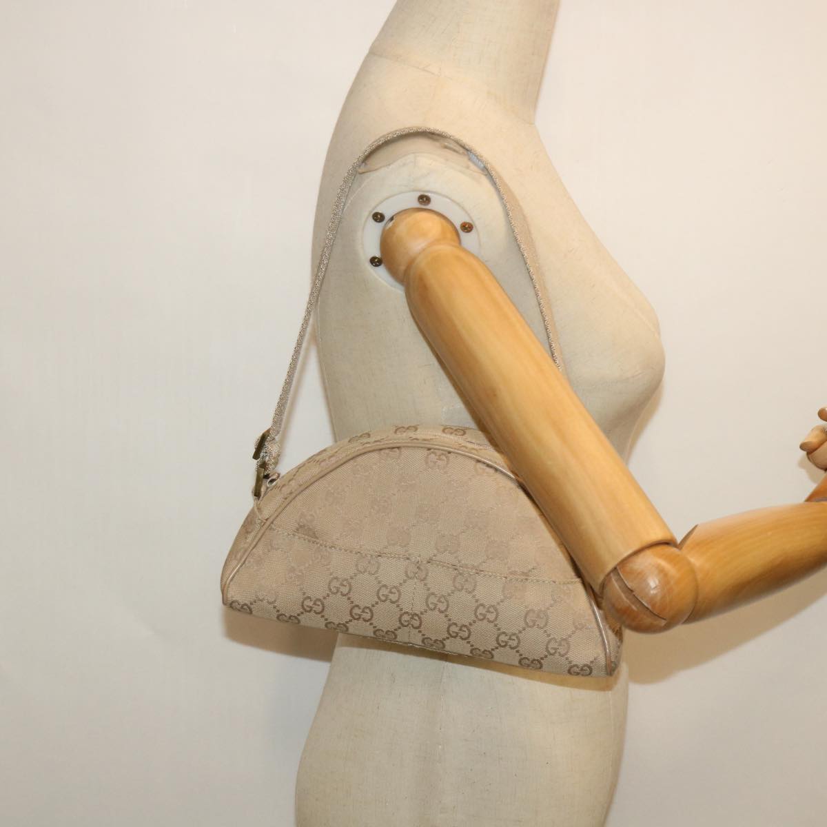 GUCCI GG Canvas Shoulder Bag Beige 90781 55288
