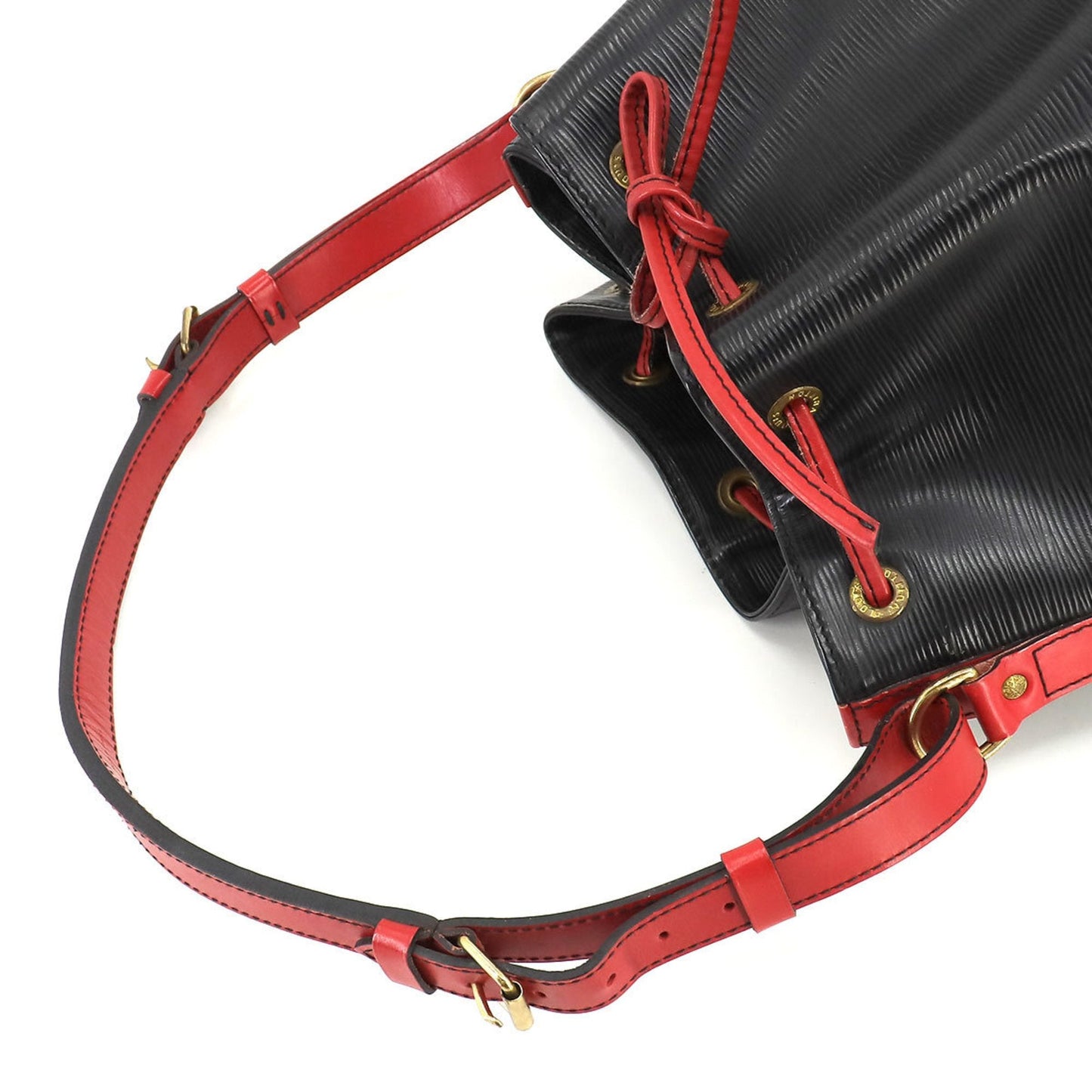 Louis Vuitton Noé Leather Shoulder Bag ()