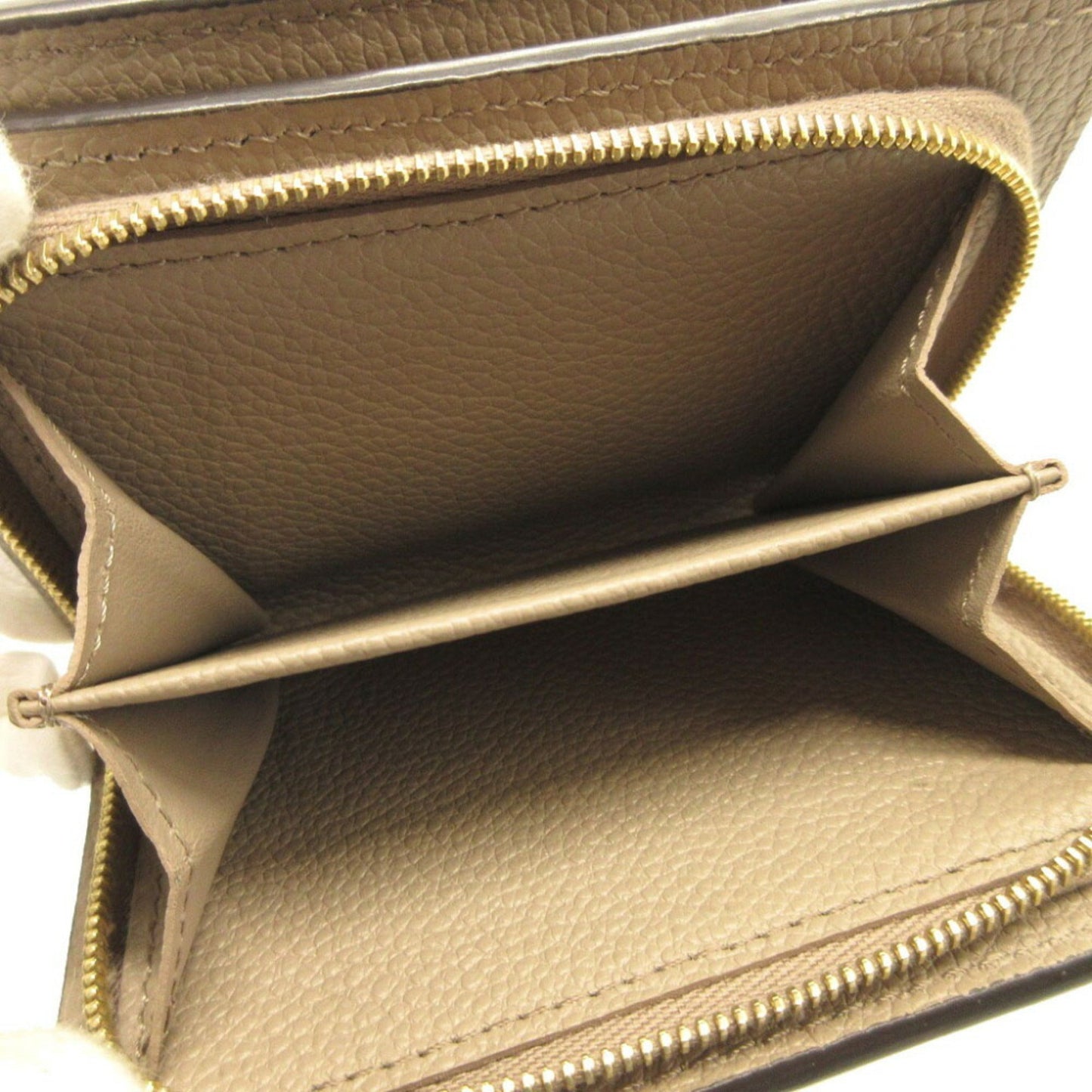 Louis Vuitton Cléa Leather Wallet ()