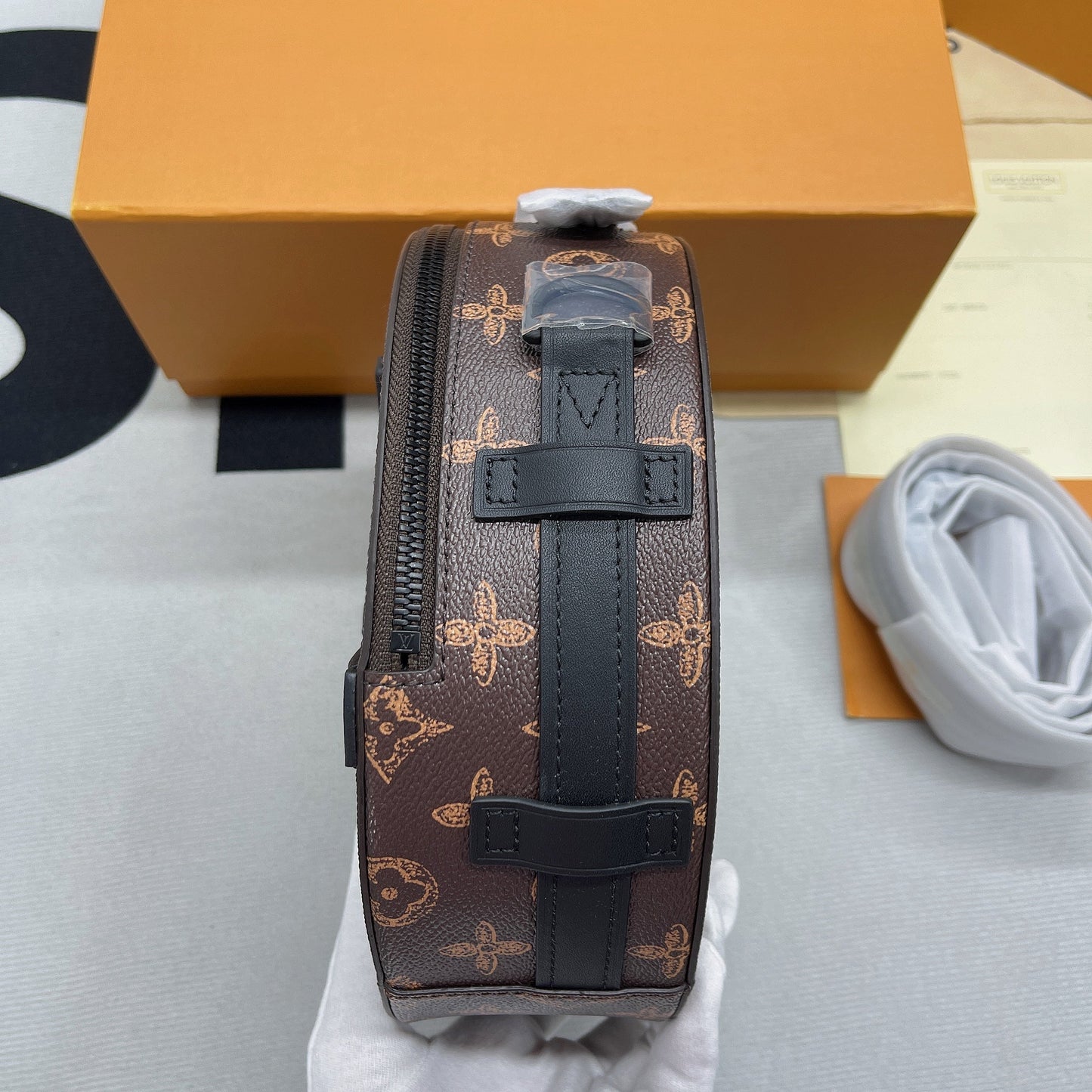LV Wheel Box Monogram Canvas For Women, Women’s Handbags, Shoulder Bags And Crossbody Bags 9.1in/23cm LV M59706ÂÂ