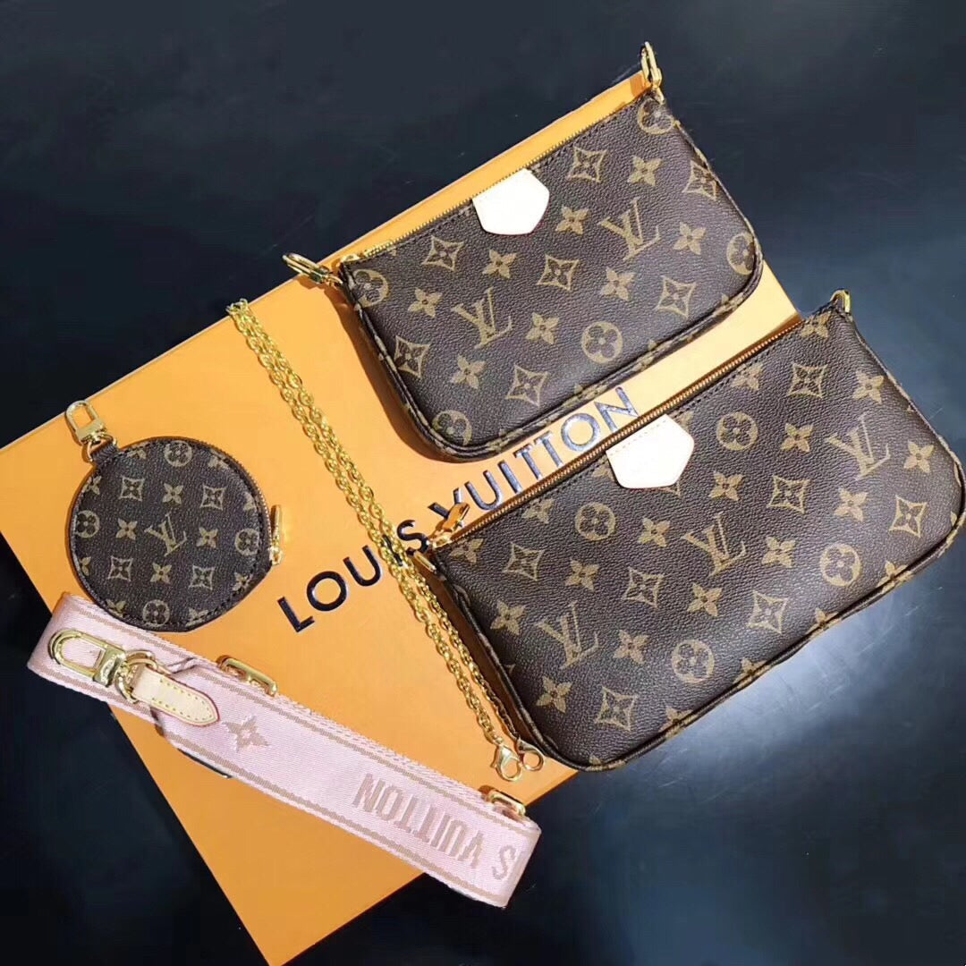 LV Multi Pochette AcGLAMIssoires Monogram Canvas For Women, Shoulder And Crossbody Bags 24cm LV M44840
