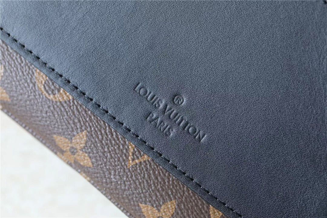LV MarGLAMIau Monogram Canvas Black For Women, Shoulder and Crossbody Bags 9.6in/24.5cm LV M46126