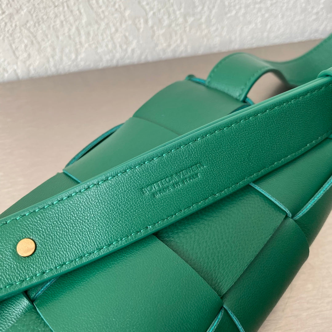 GLAMI Belt Cassette Dark Green, For Women, Women’s Bags 6.9in/17.5cm