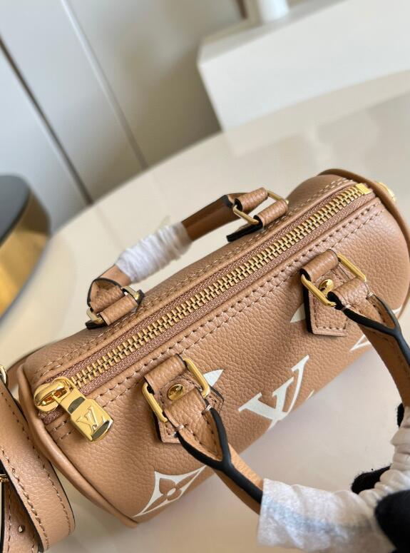 SAMC - LOV Bags - 1570