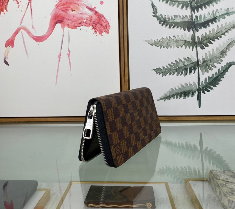 LOV2 Bags - Luxurious Bags 2345