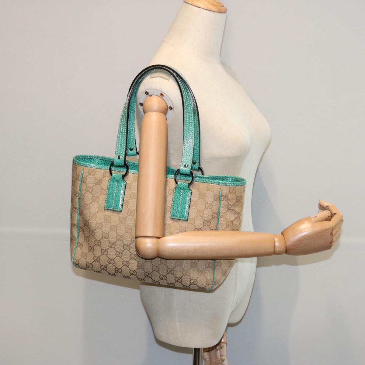 GUCCI GG Canvas Tote Bag Beige 113019 61647