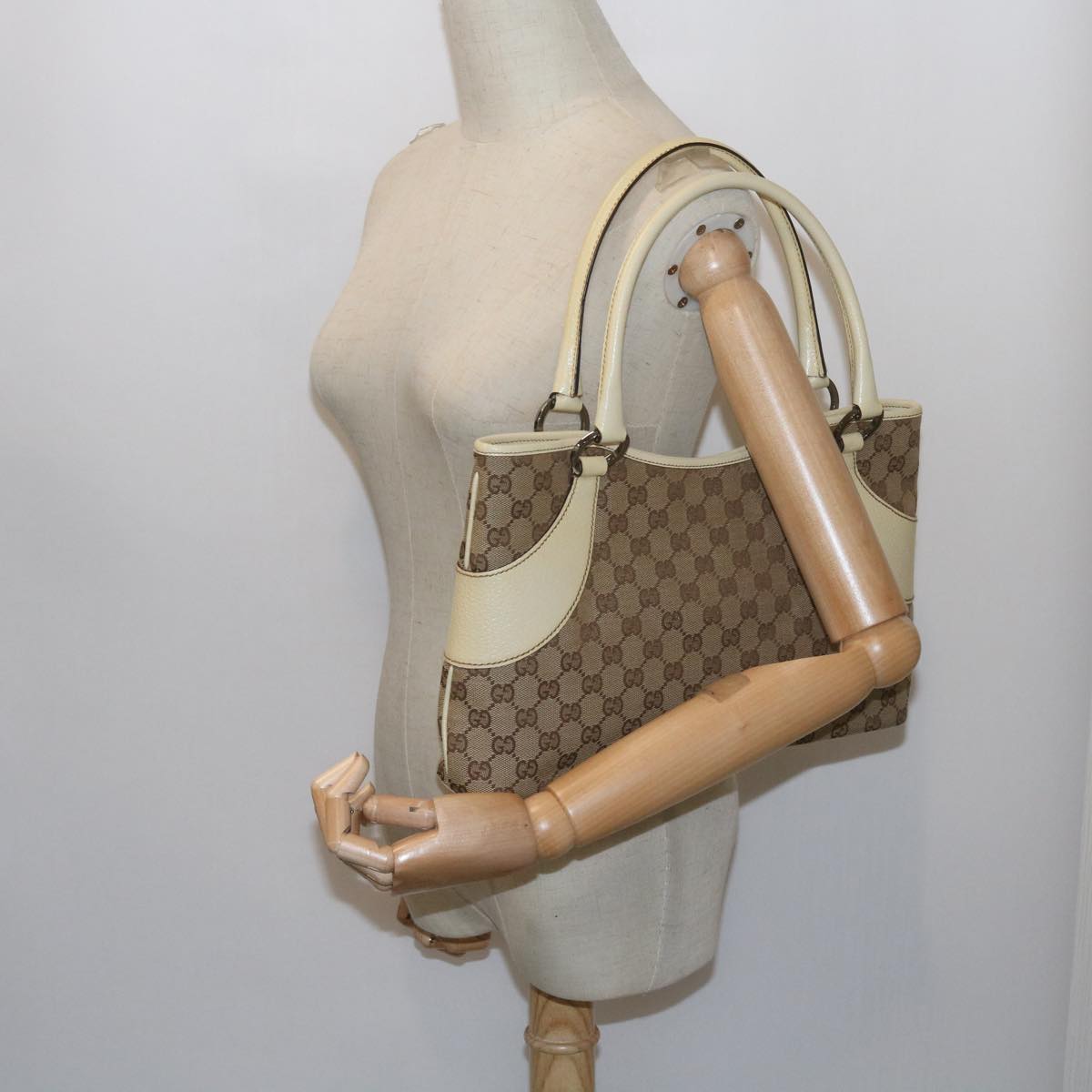 GUCCI GG Canvas Tote Bag Beige 113015 61839