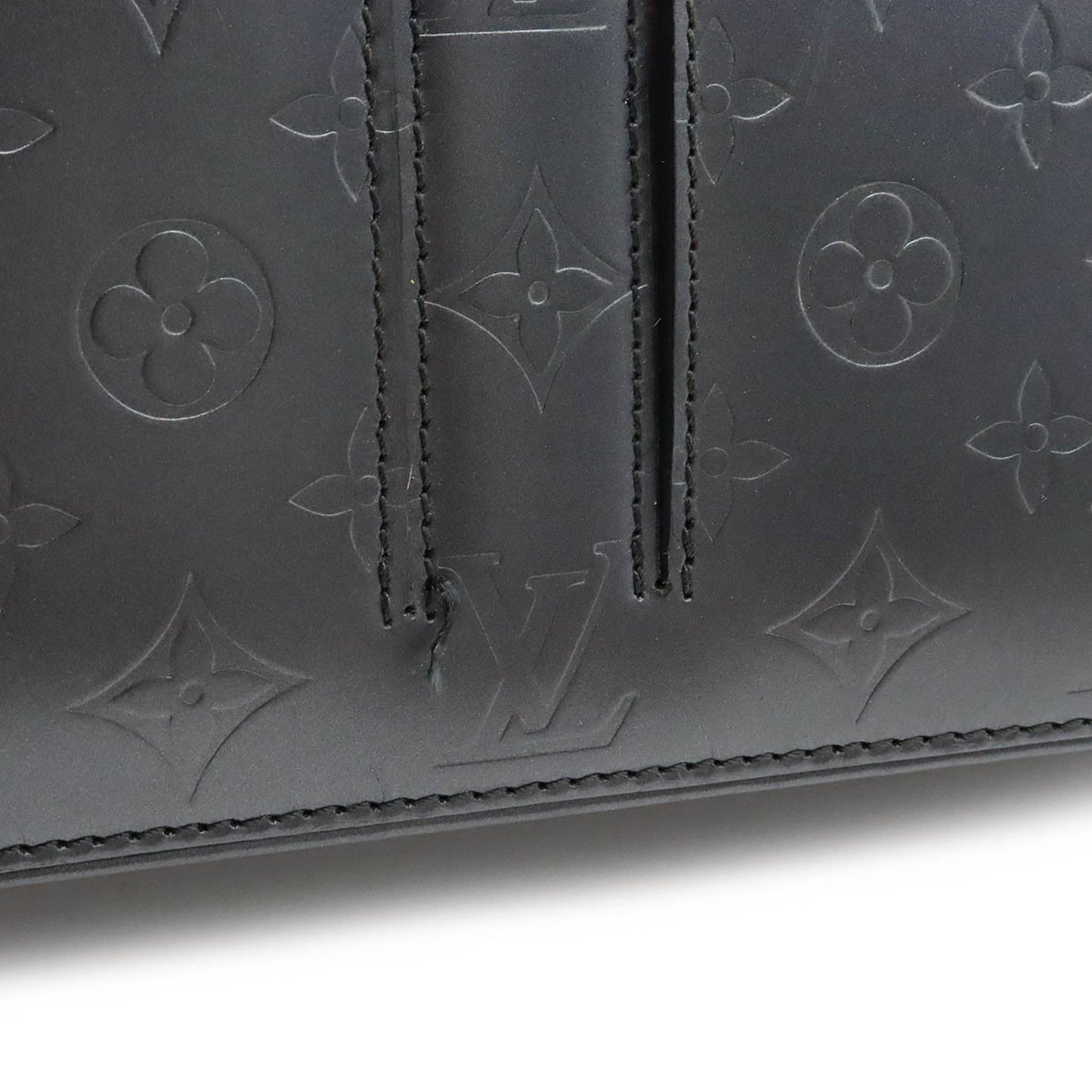 Louis Vuitton Wildwood Leather Shoulder Bag ()