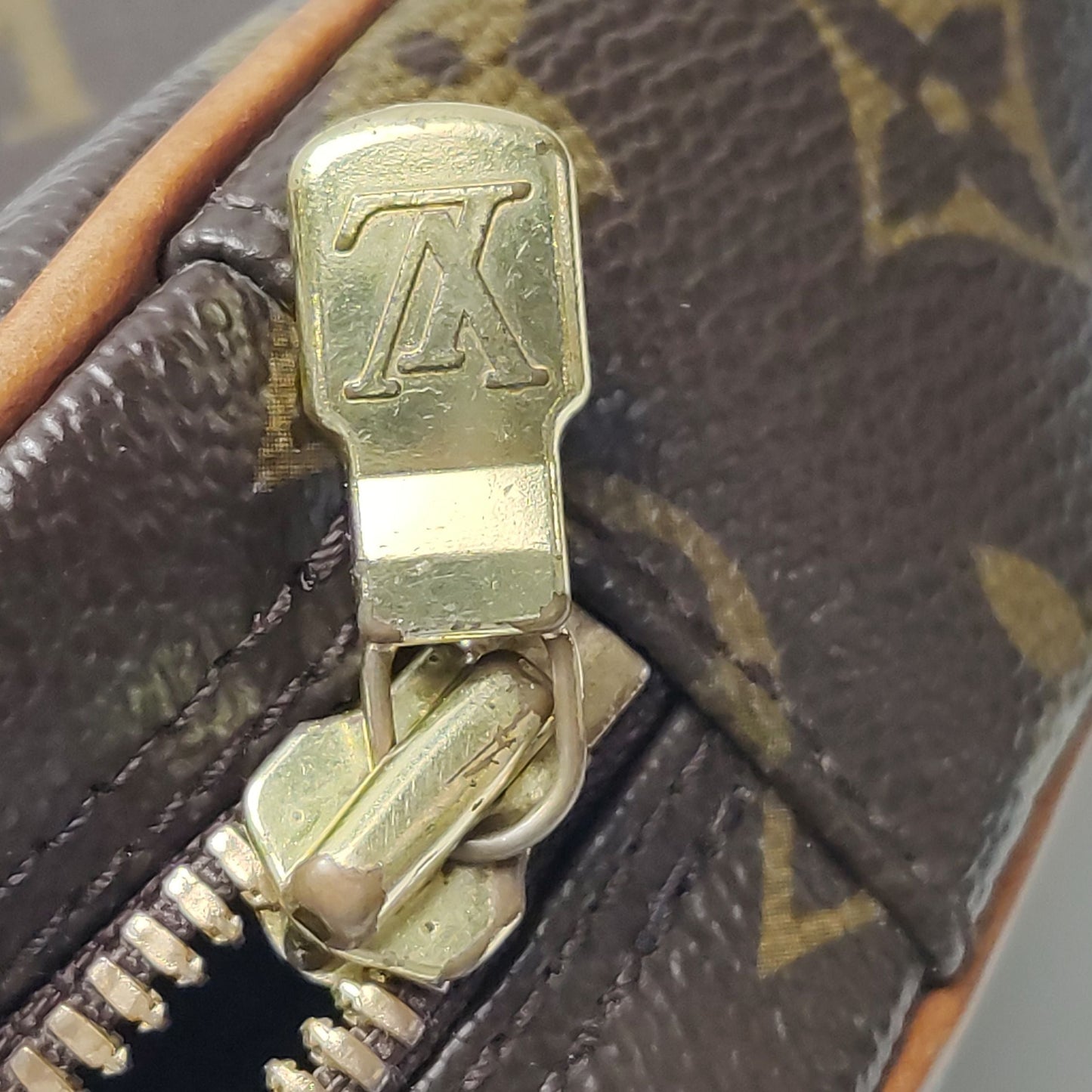 Preloved GLM-Gange Waist Bag Chest Bag 250424781163897