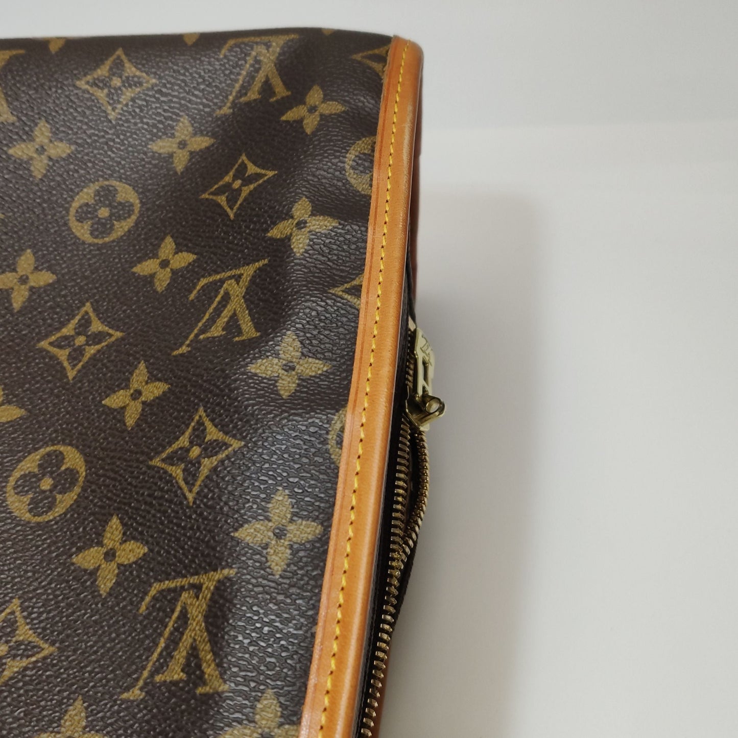 Preloved GLM-Rivoli Monogram Handbag 047851300696