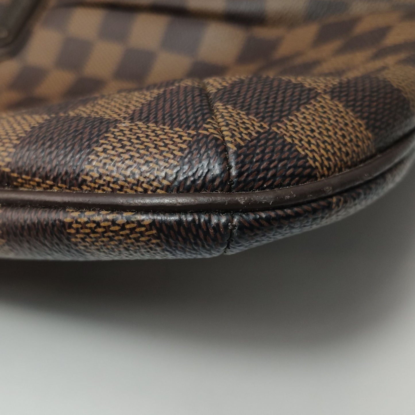 Preloved GLM-Bloomsbury Leather Checkered Pleated Crossbody Bag 250323781117522
