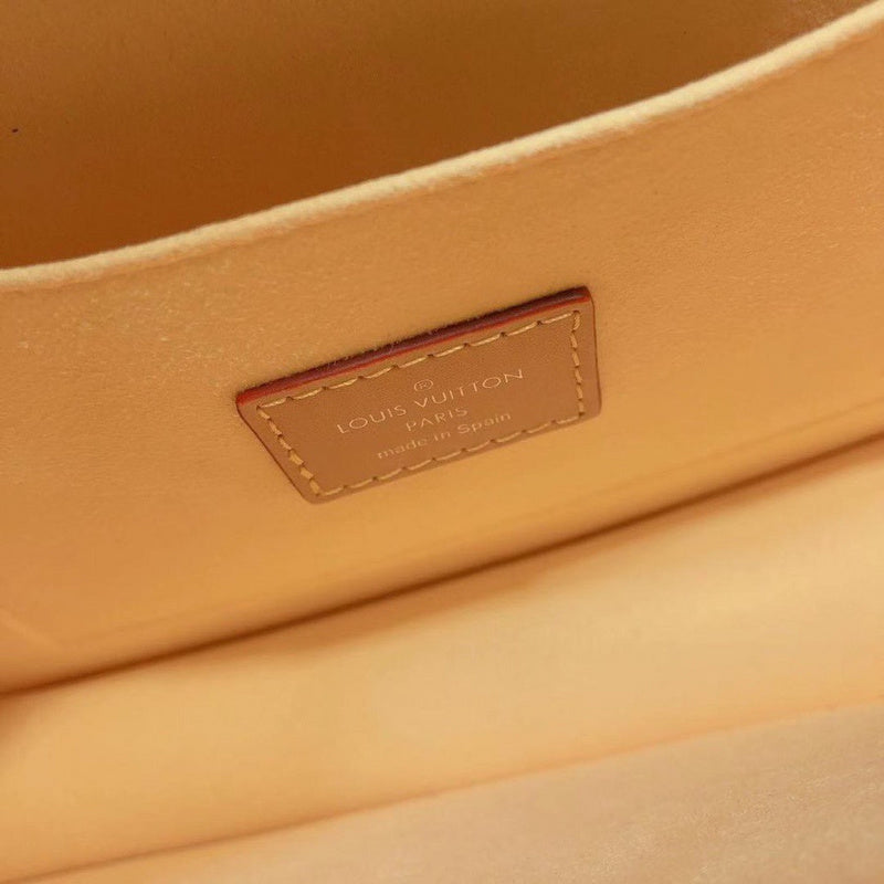 LOV2 Bags - Luxurious Bags 1903