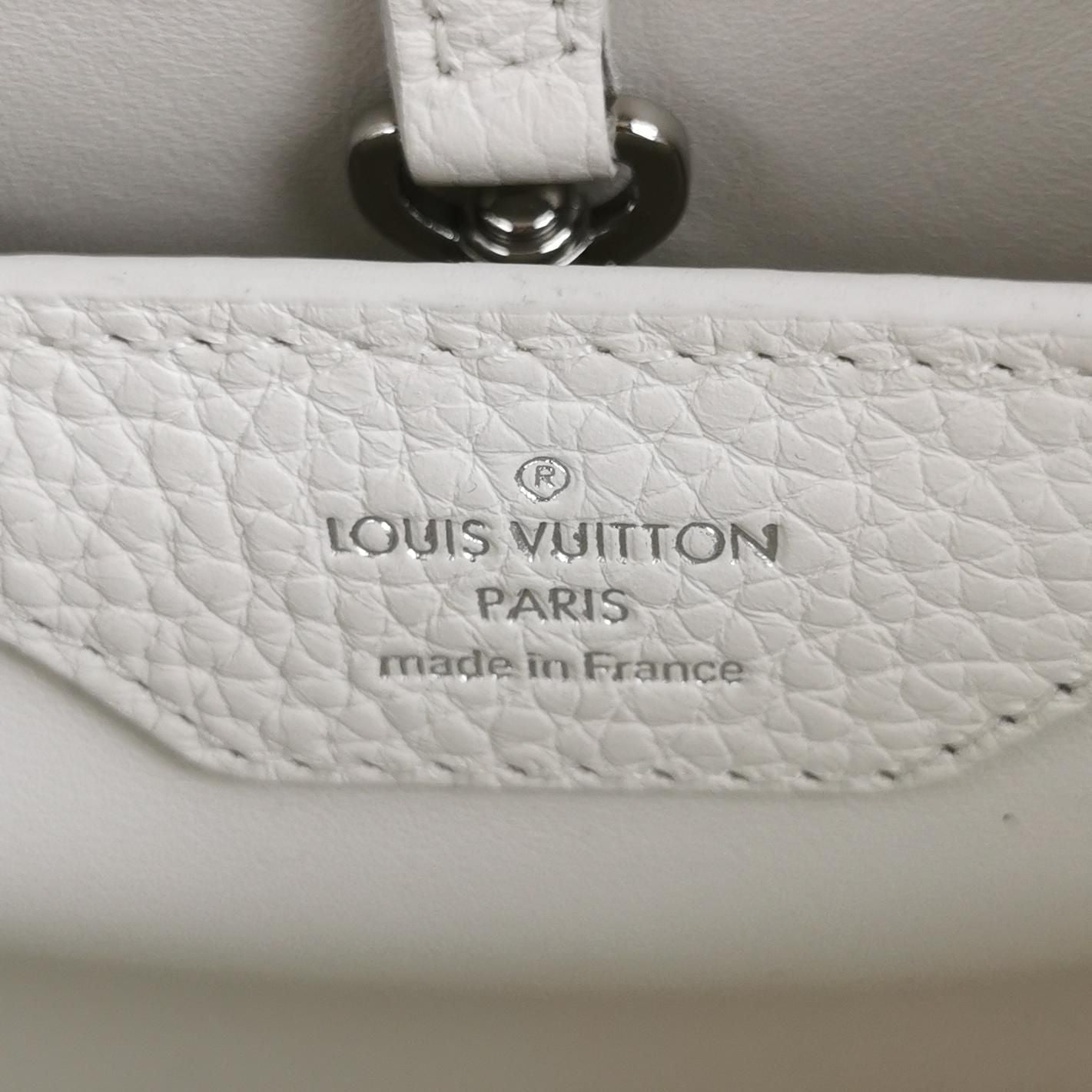 Preloved GLM-Capucines BB Leather Crossbody Bag with Metal LV Buckle Chip Version 250417781152743