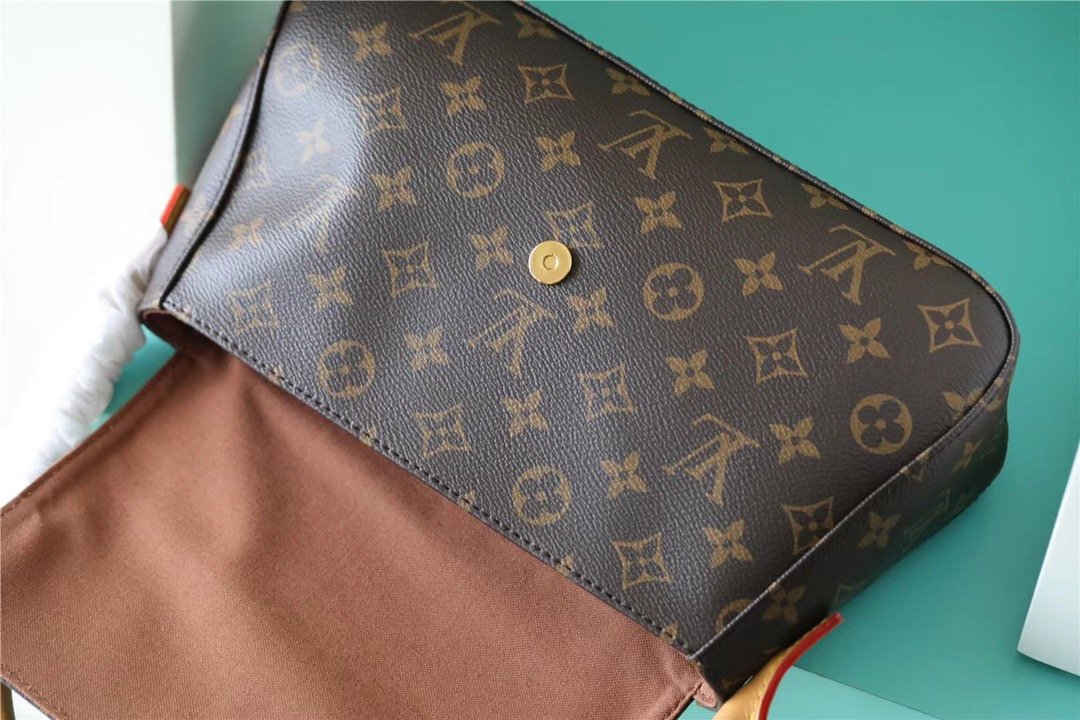 LV Mini Looping GlamIap Shoulder Bag Monogram For Women 9.4in/24cm Brown LV M51147