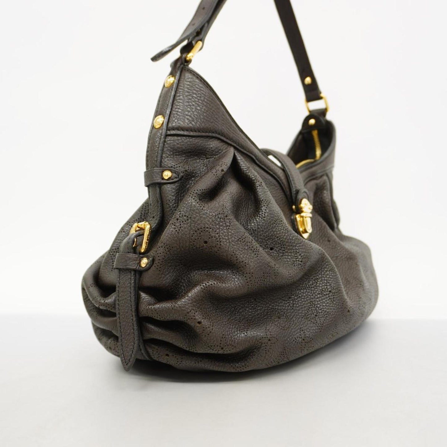 Louis Vuitton Mahina Leather Shoulder Bag ()