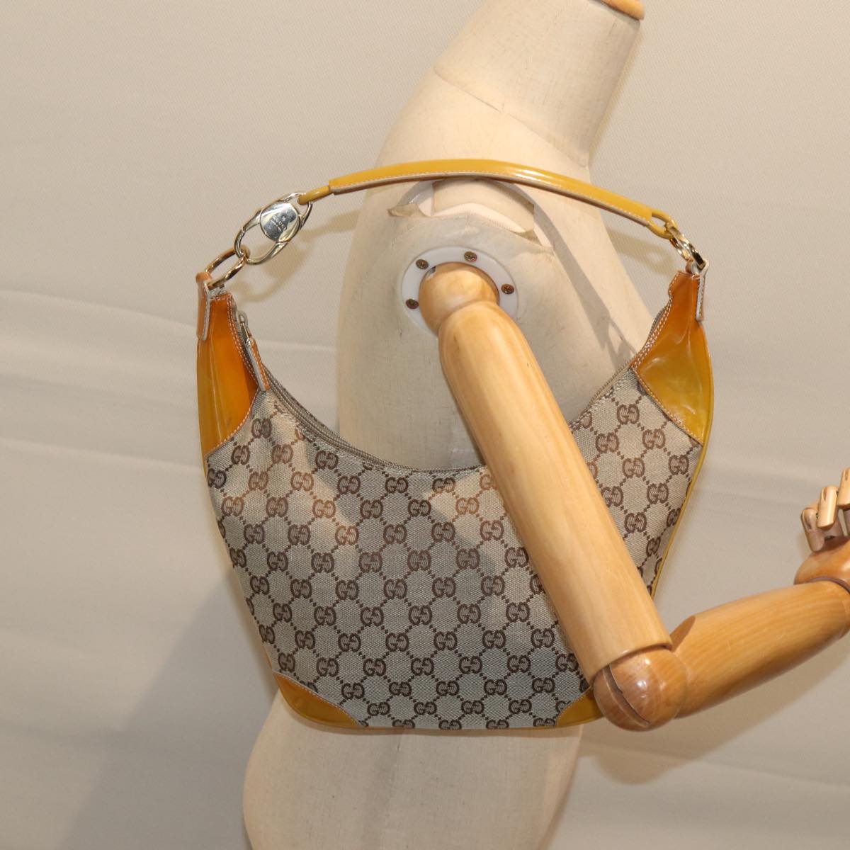 GUCCI GG Canvas Shoulder Bag Gray 001 4158 3444 71520