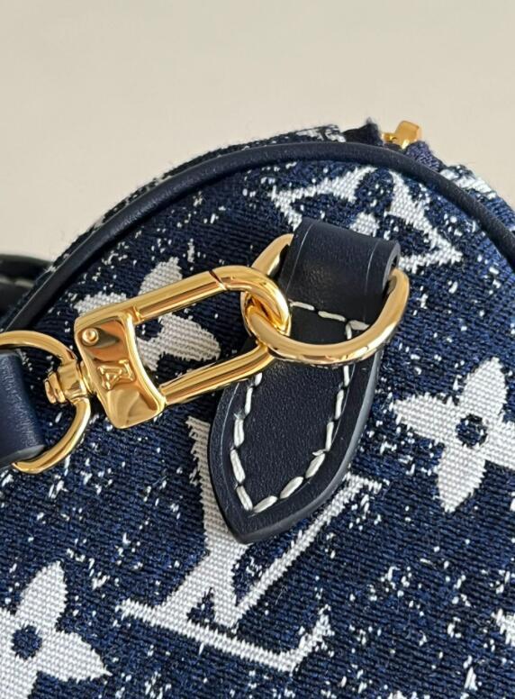 SAMC - LOV Bags - 1943