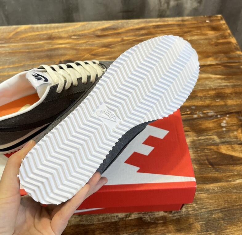 SAMC - NKE Shoes - 592