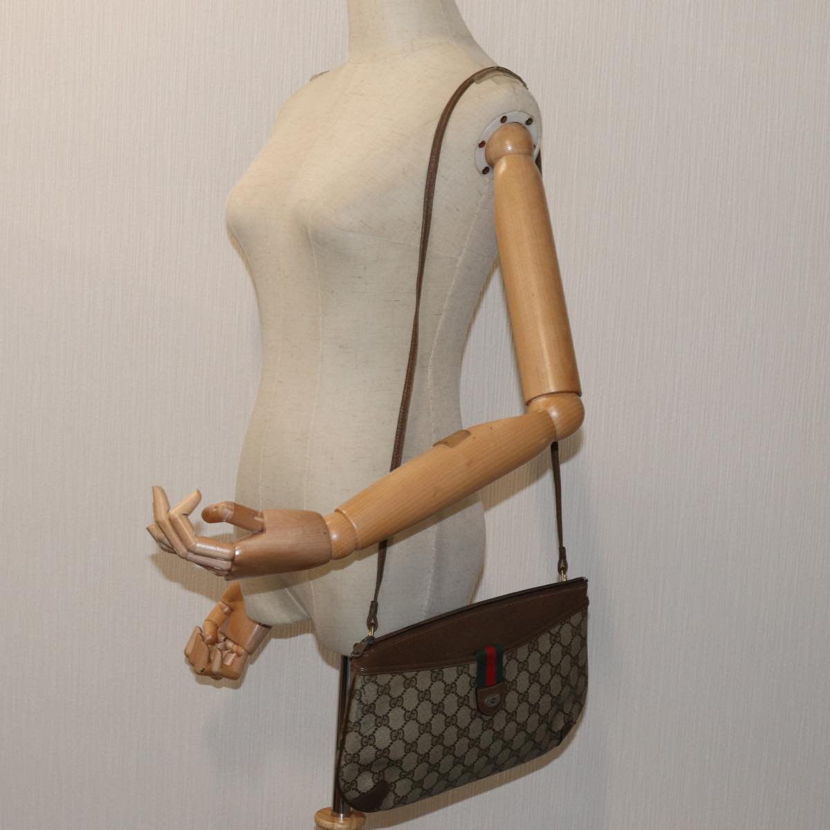 GUCCI GG Supreme Web Sherry Line Shoulder Bag Beige Green 904 02 026 72608