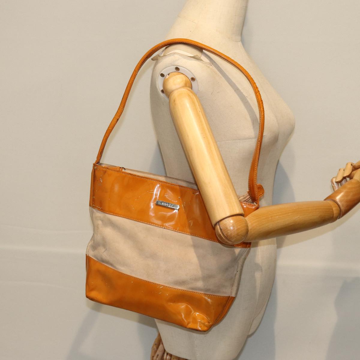 GUCCI Shoulder Bag Patent leather Orange 73145