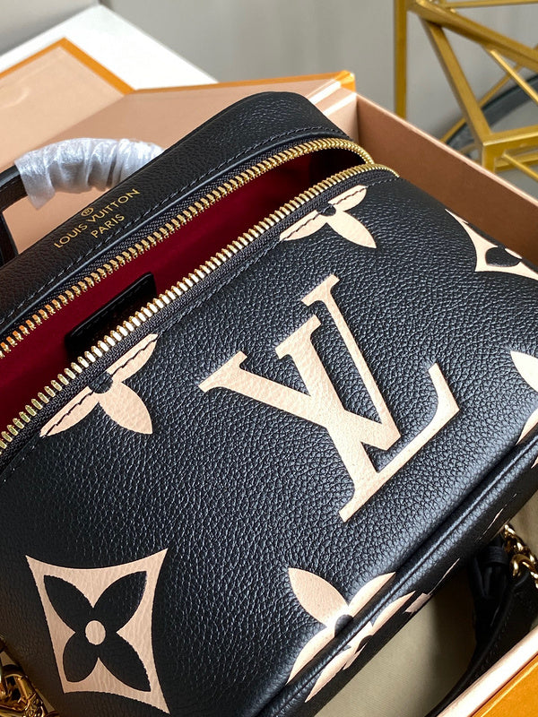 LOV2 Bags - Luxurious Bags 1731