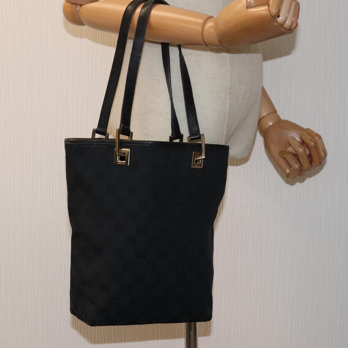 GUCCI GG Canvas Tote Bag Black 002 1099 73895