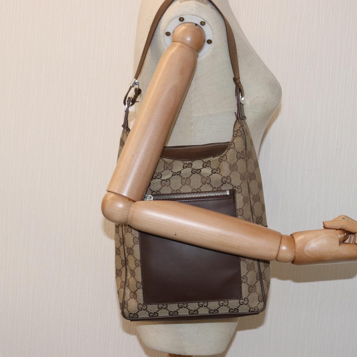 GUCCI GG Canvas Shoulder Bag Beige 019 0537 74979