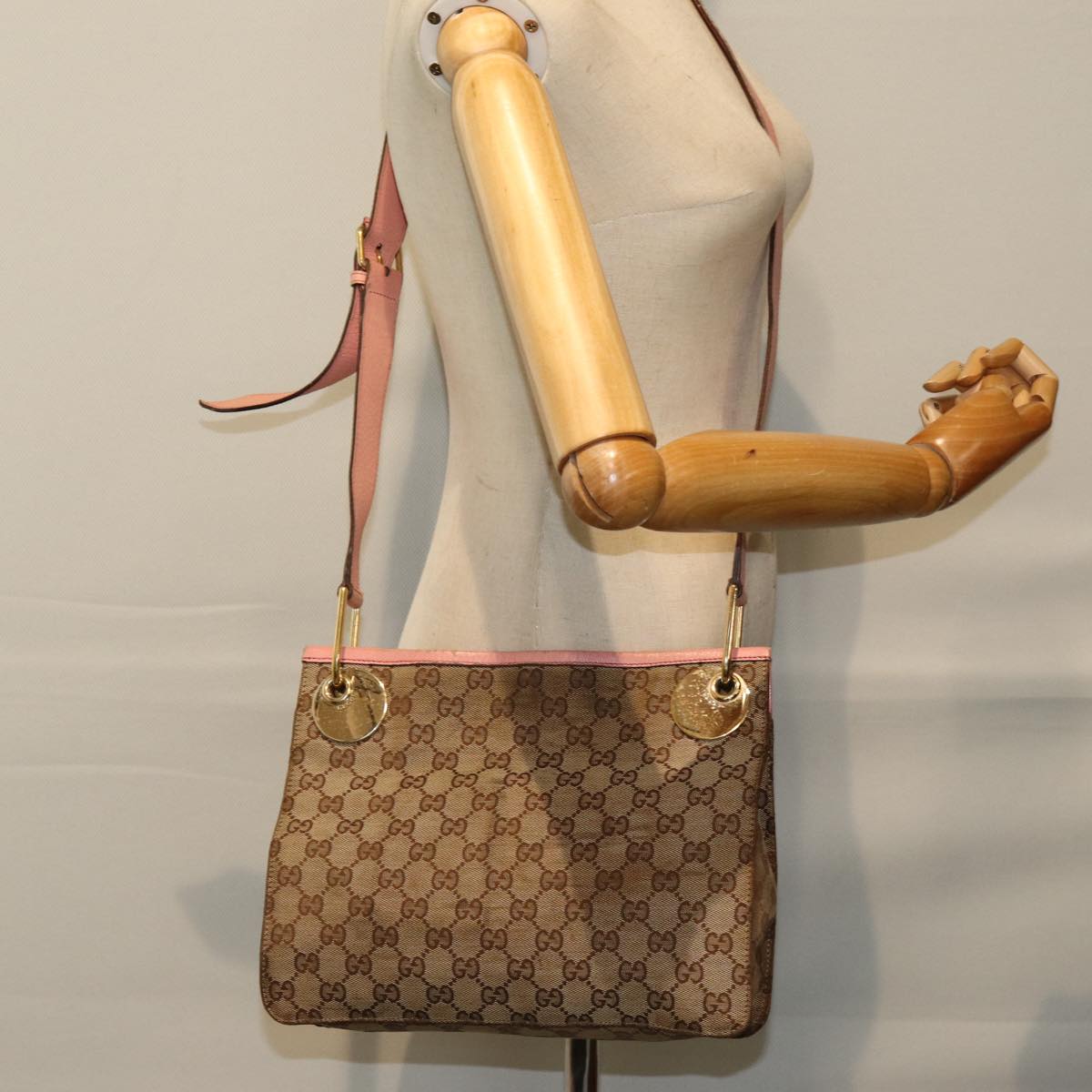 GUCCI GG Canvas Shoulder Bag Beige 120841 75829