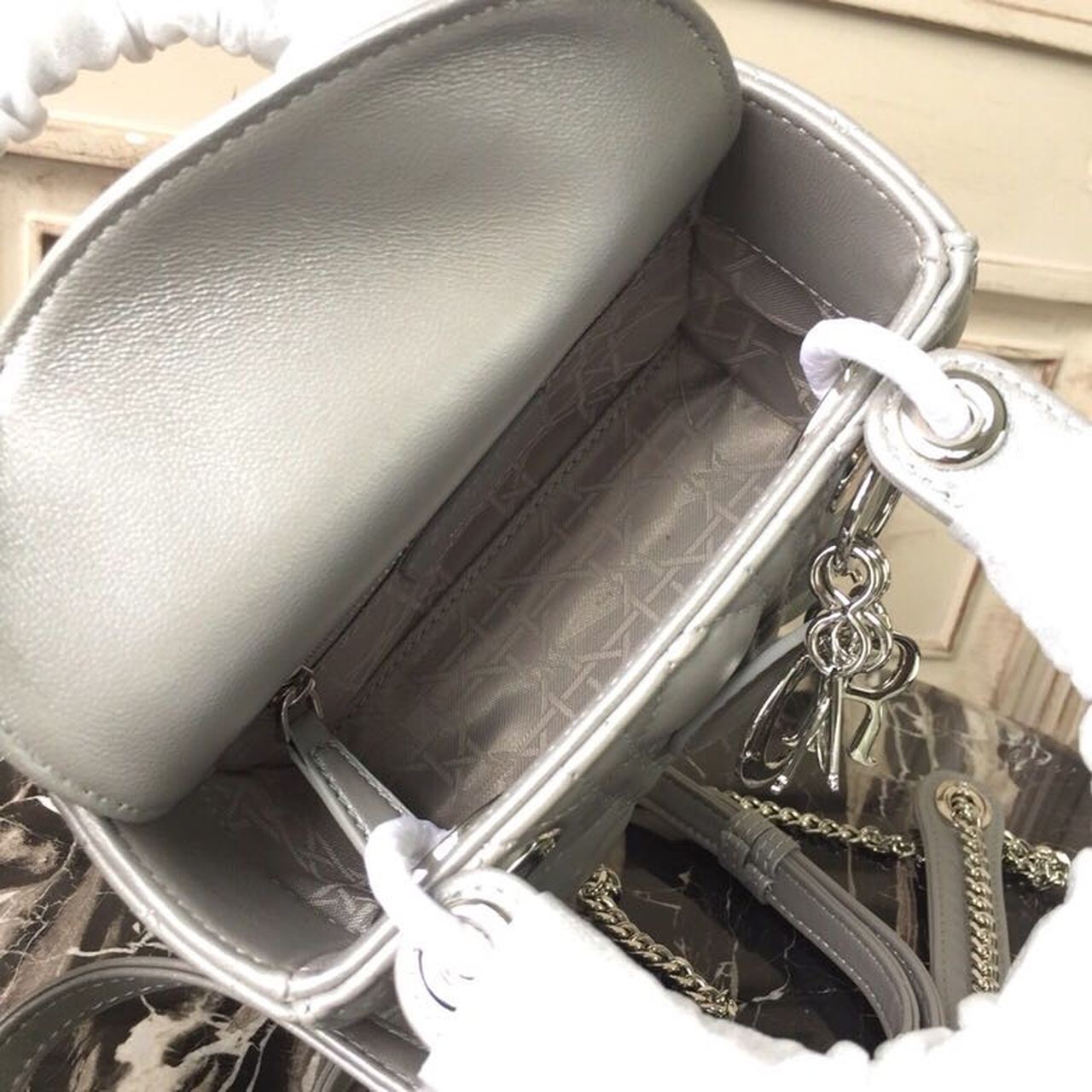 GLAMI Mini Lady Bag with Chain Silver Hardware Spring/Summer Collection, Pearl Gold, For Women Women’s Handbags, 18cm CD