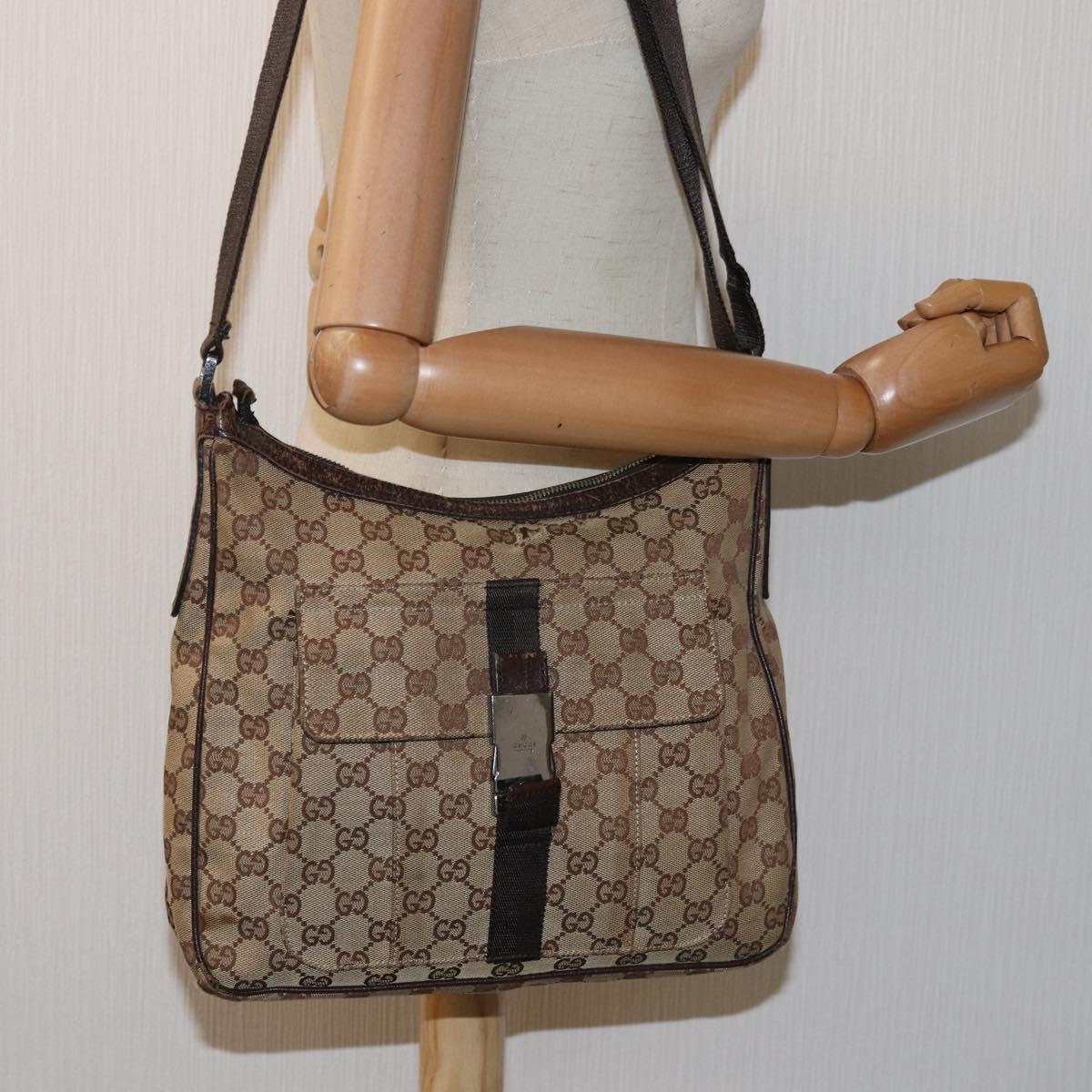 GUCCI GG Canvas Shoulder Bag Beige 131211 75979