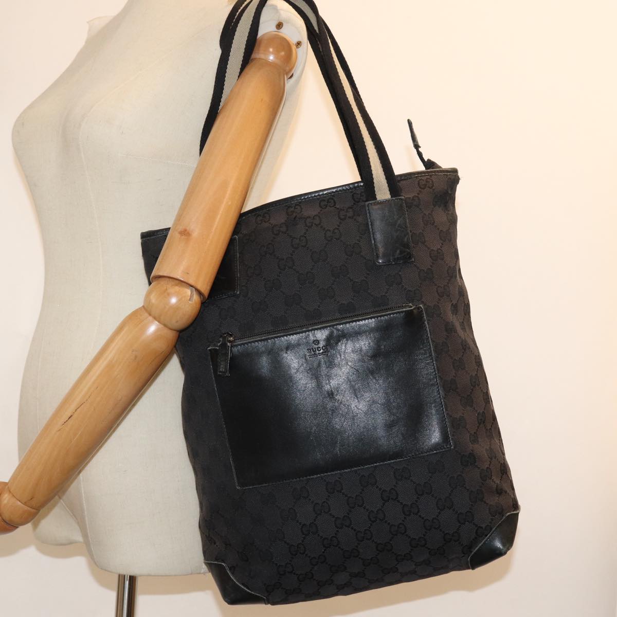 GUCCI GG Canvas Sherry Line Tote Bag White Black 019 0401 1956 77243