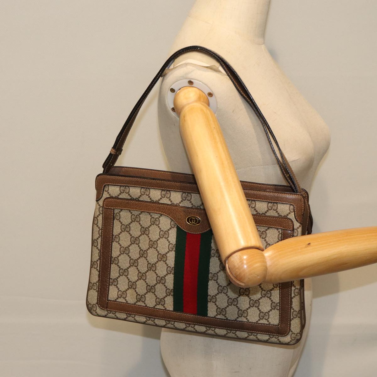 GUCCI GG Supreme Shoulder Bag PVC Leather Beige 14 02 013 79589