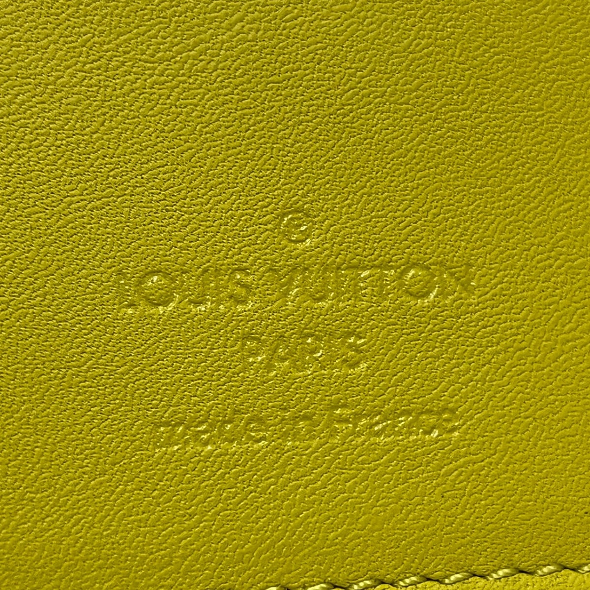 Louis Vuitton Leather Wallet ()