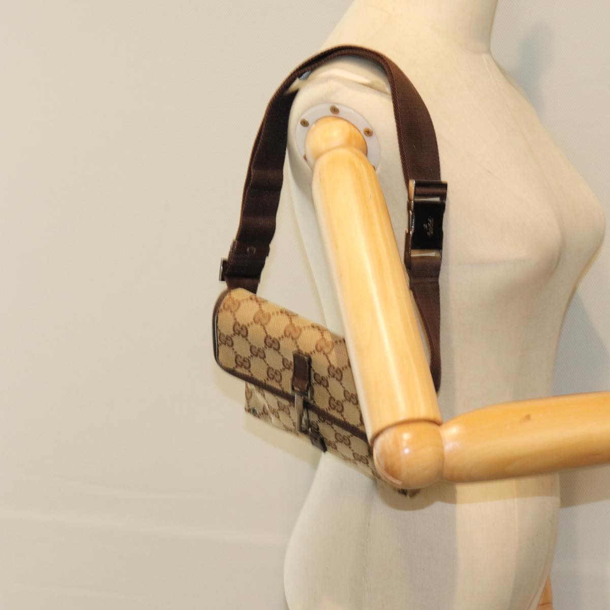 GUCCI GG Canvas Shoulder Bag Beige 92543 80802