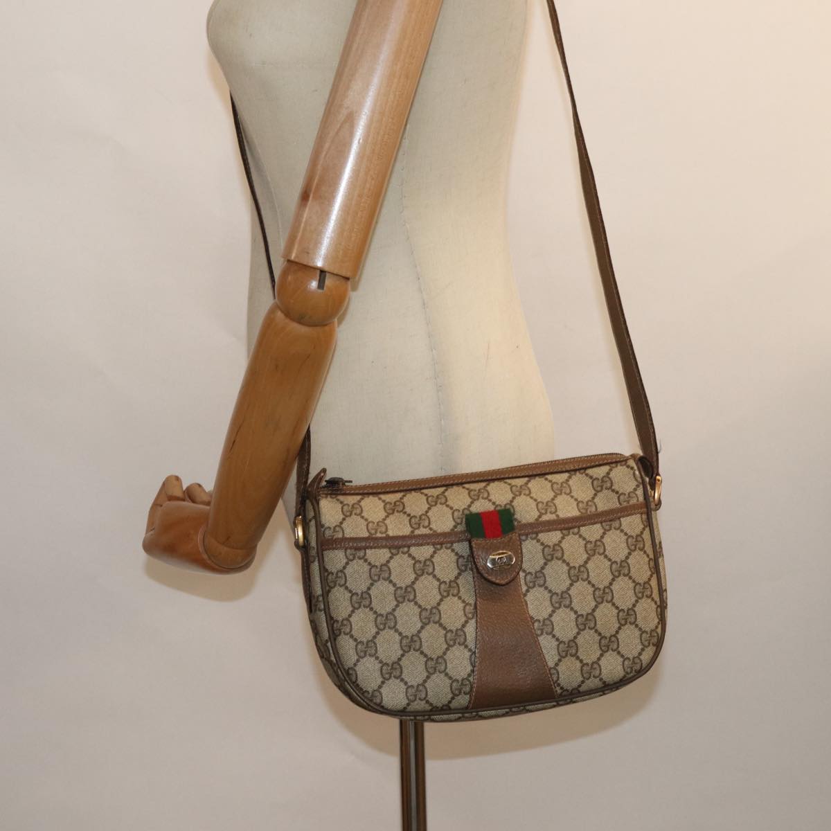 GUCCI GG Supreme Web Sherry Line Shoulder Bag PVC Beige 89 02 032 81158