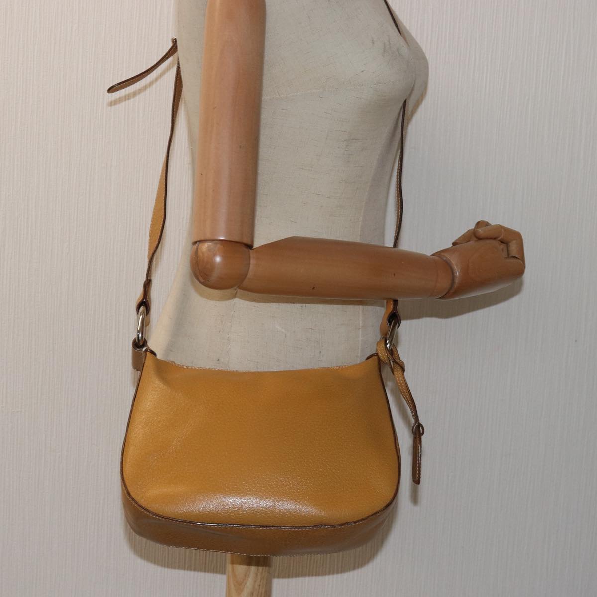 GUCCI Shoulder Bag Leather Yellow 001 2058 81846