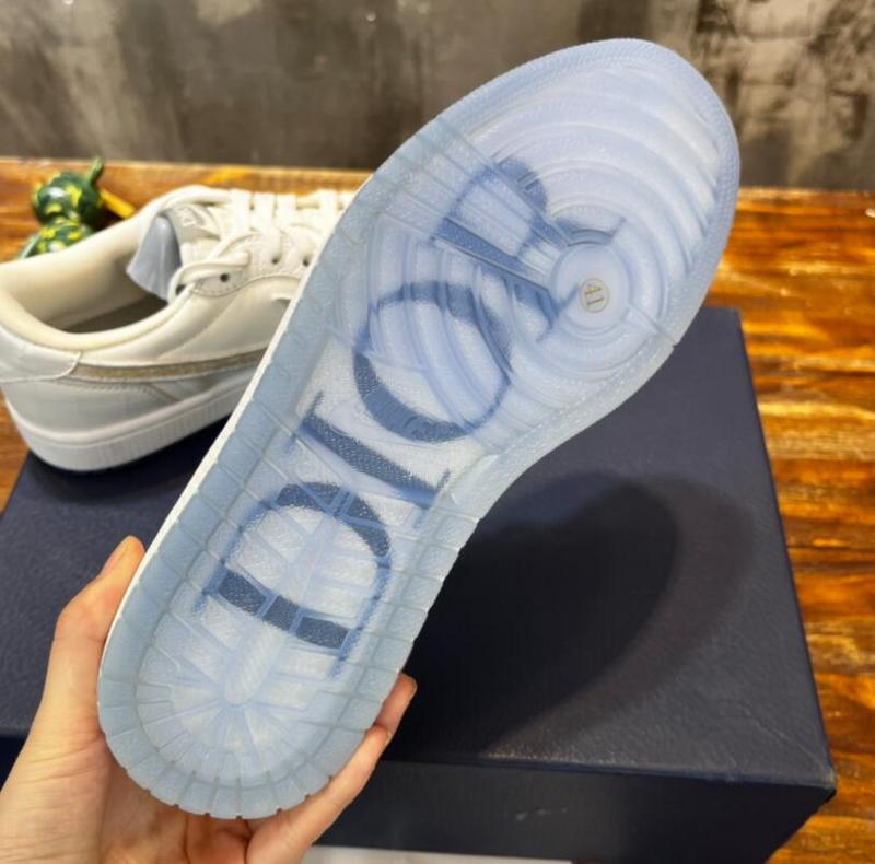 SAMC - NKE Shoes - 466