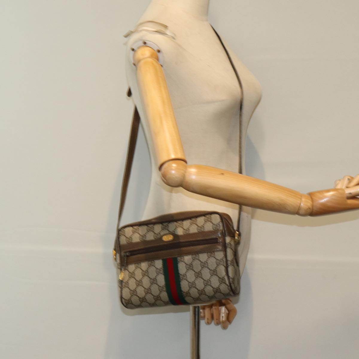 GUCCI GG Supreme Web Sherry Line Shoulder Bag PVC Beige 904 02 004 83660
