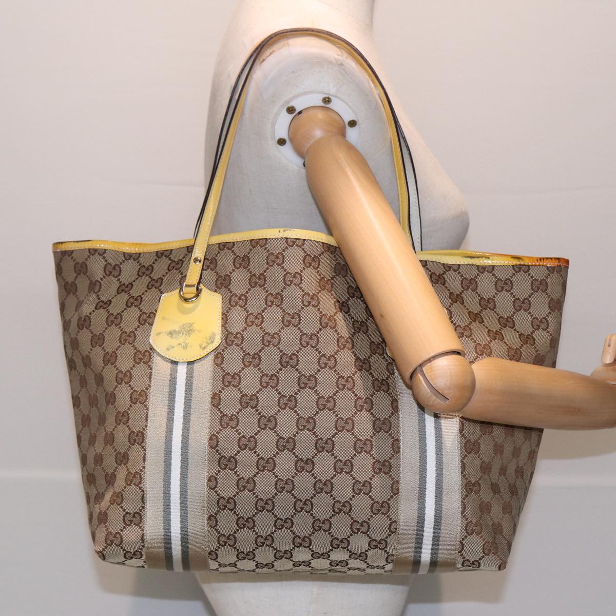 GUCCI GG Canvas Sherry Line Tote Bag Beige Yellow 83816