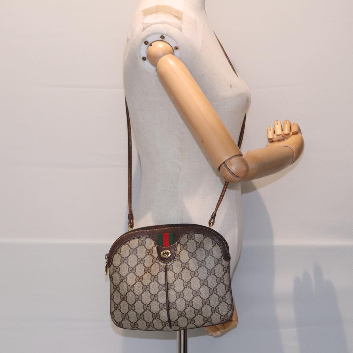 GUCCI GG Supreme Web Sherry Line Shoulder Bag PVC Beige Gold 86551
