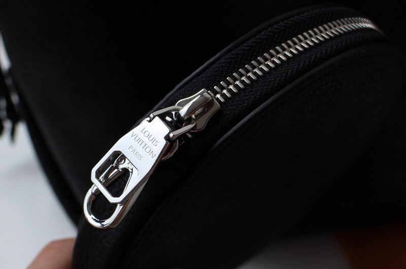 LOV2 Bags - Luxurious Bags 1710
