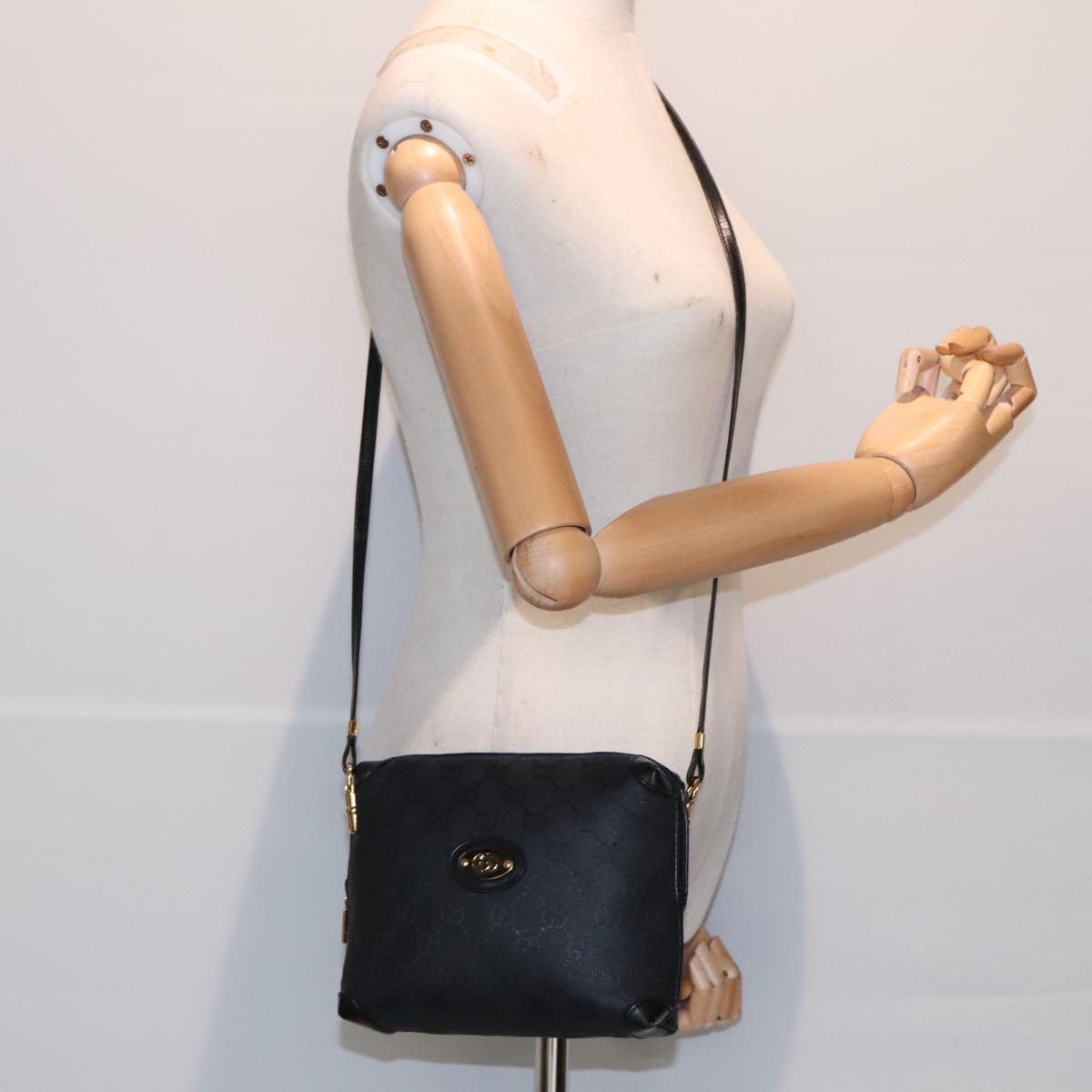 GUCCI GG Canvas Shoulder Bag Black Gold 007 115 4916 89607