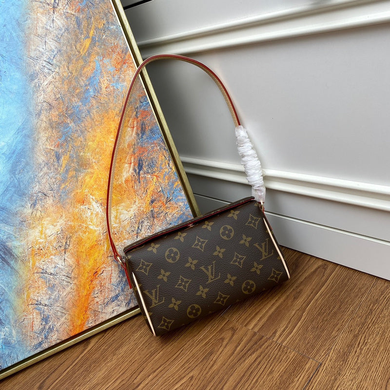 LOV2 Bags - Luxurious Bags 1786