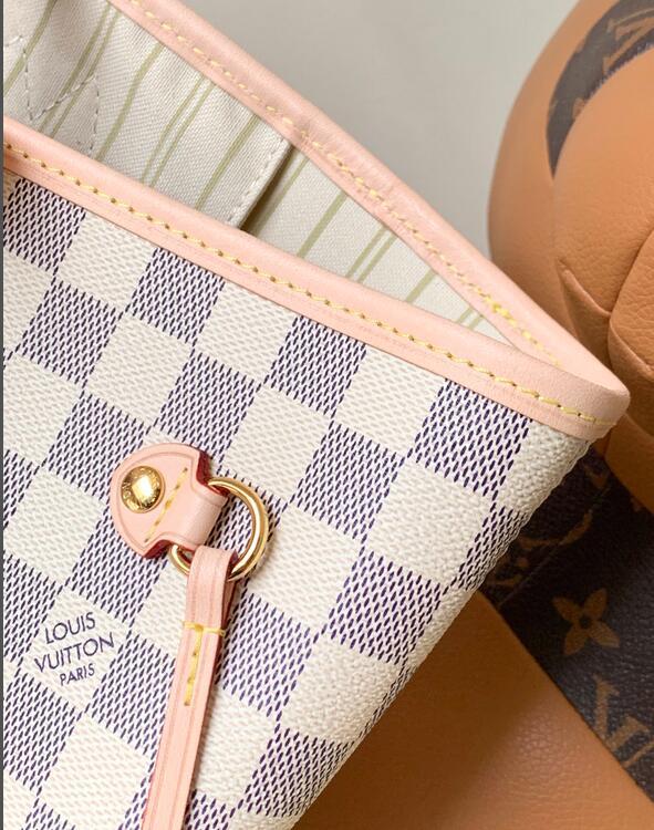SAMC - LOV Bags - 2519