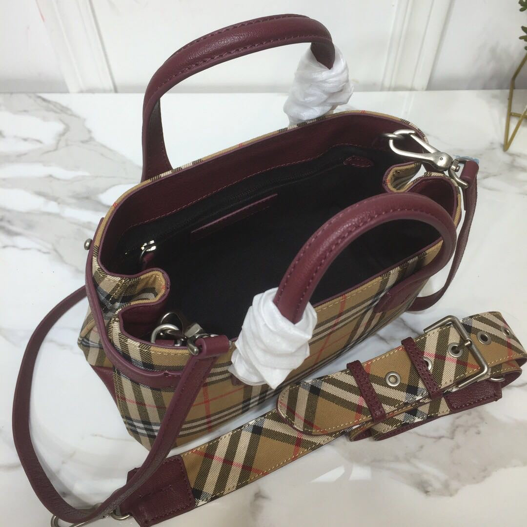 GLAMI Small Banner Vintage Check And Tote Purple For Women, Women’s Bags 10.5in/26cm