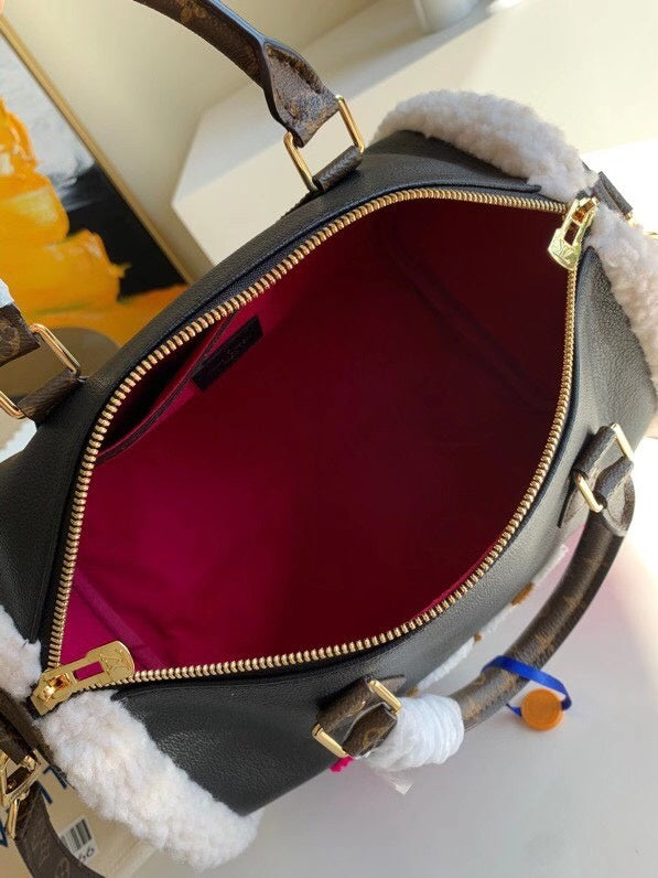 LOV2 Bags - Luxurious Bags 1345